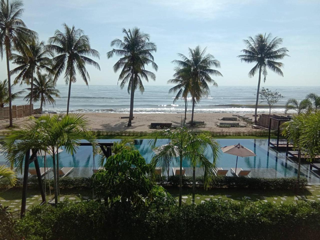 Tungtong Beach Villas Thap Sakae المظهر الخارجي الصورة